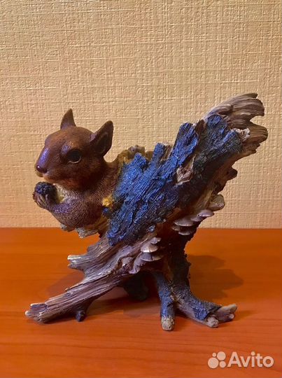 Зоокашпо Белка с орехом