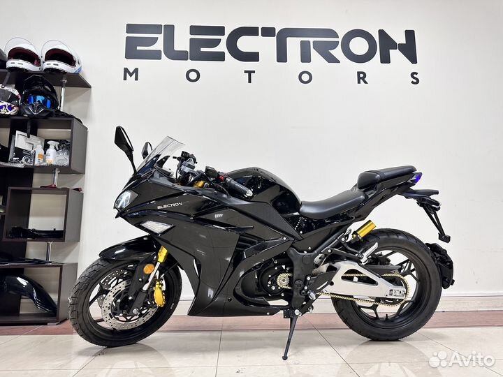 Мотоцикл взрослый R3