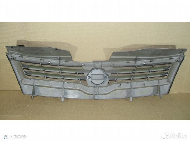 Решетка радиатора на nissan serena C25 MR20DE