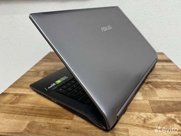 Игровой Asus металл Core i5 12Gb SSD256+500 GTX630