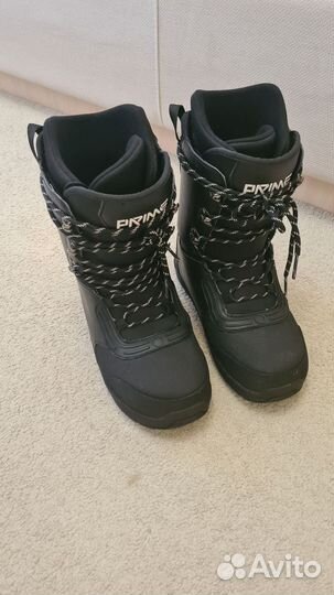 Сноубордические ботинки 42