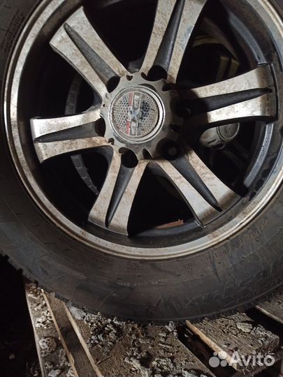 Pirelli Ice Zero 235/65 R17 108T