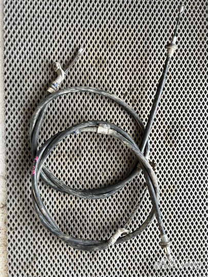 Трос ручника правый / левый Nissan Tiida б/у