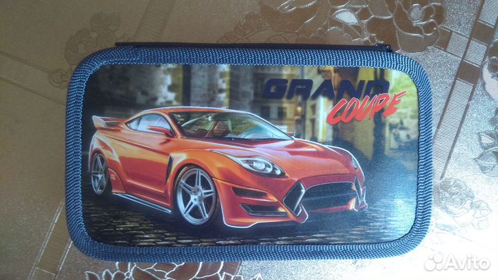 Пенал школьный