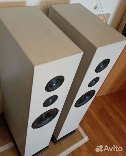 Напольная акустика