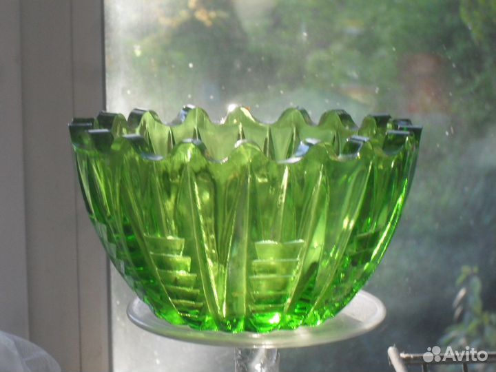 Ваза. Зеленое стекло. СССР