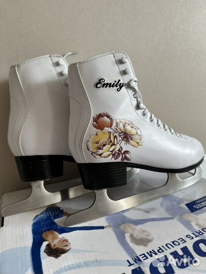 Коньки фигурные женские 37,5 размер