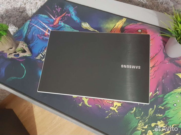 Мощный и быстрый Samsung Core i5 GeForce SSD