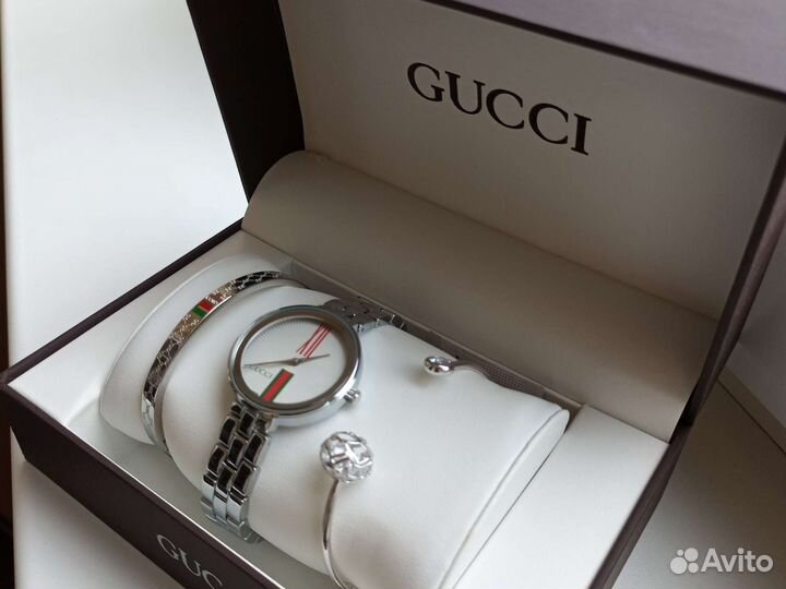 Набор часы браслеты