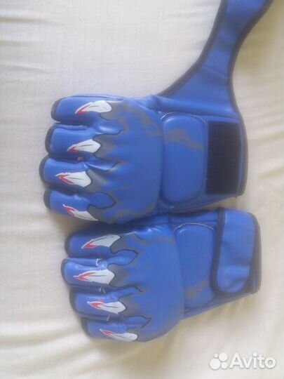 Боксерский мешок 40кг + перчатки