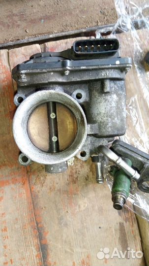 Запчасти на pontiac vibe