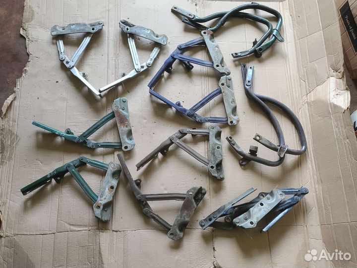 Петли капота (багажника) Opel Veсtra B 1999-2002