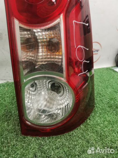 Стоп-сигнал задний правый LADA Largus универсал