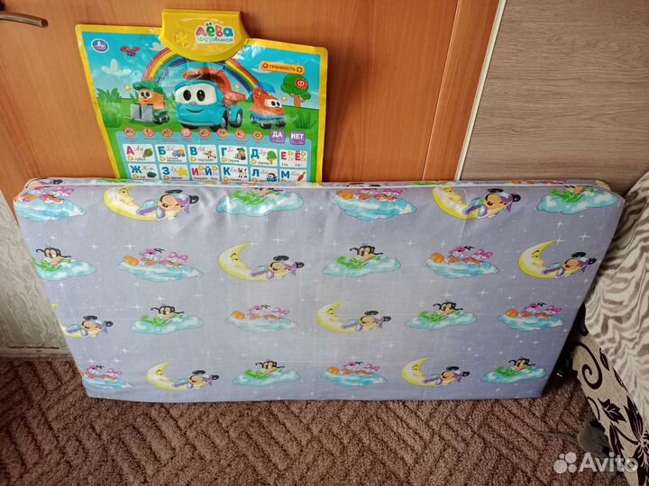 Матрас детский 120*60 бу + наматрасник