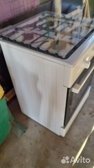 Продам газовую плиту бу