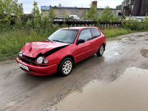 Toyota Corolla 1.6 MT, 1999, битый, 375 000 км, с пробегом, цена 120 000 руб.