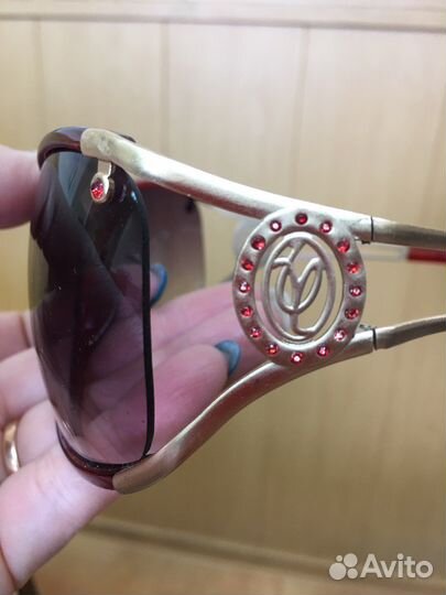 Солнцезащитные очки