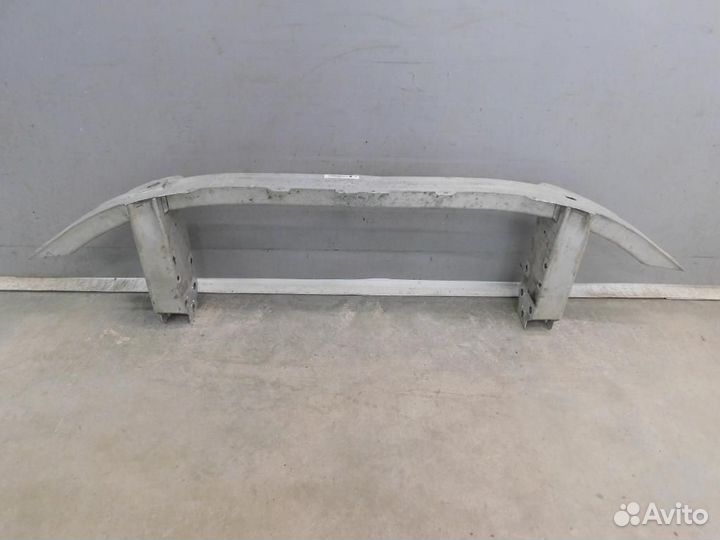 Усилитель переднего бампера BMW 7-Series