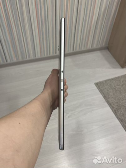 Планшет Lenovo Tab m10 fhd plus