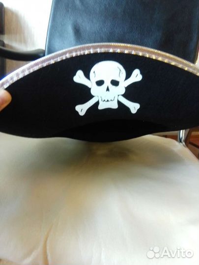 Шляпа пирата с клинком