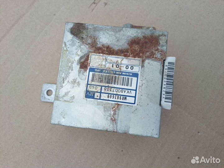 Блок управления АКПП Mitsubishi Pajero IO