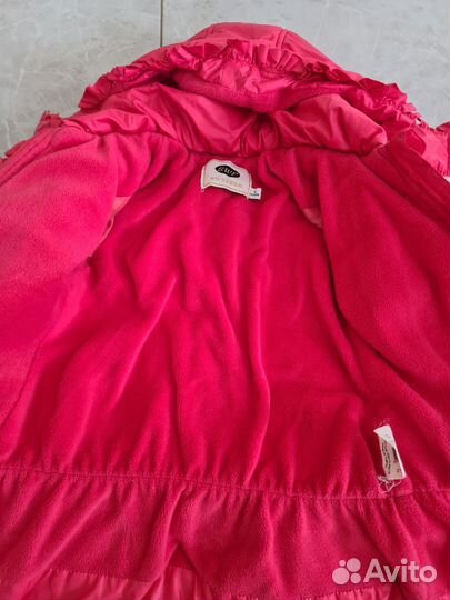 Куртка на девочку 3-4 года