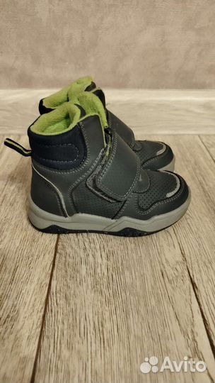 Ботинки осенние для мальчика 24
