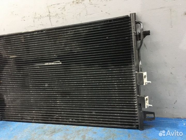 Радиатор кондиционера Chrysler Voyager 4
