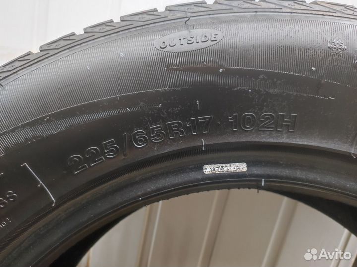 Tracmax F102 225/65 R17