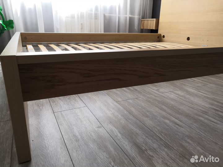 Продам кровать Мальм