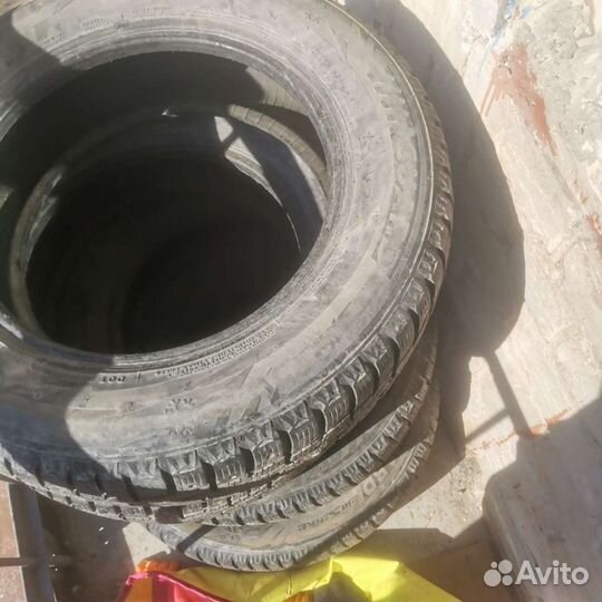 Nexen Winguard Ice 215/65 R16