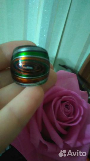 Кольцо из стекла