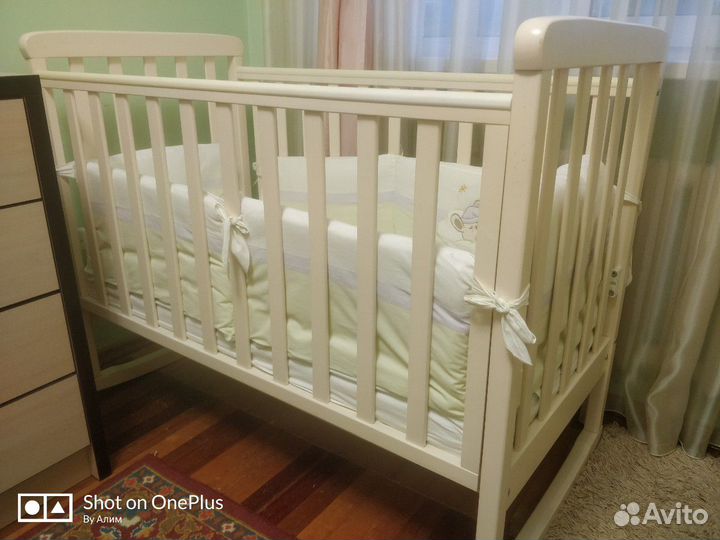 Детская кроватка