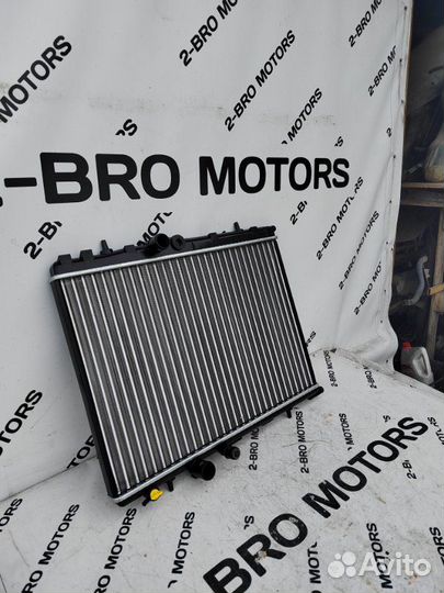 Радиатор охлаждения Citroen Berlingo B9 2008-2023