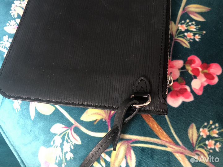 Клач-кошелёк оригинал louis Vuitton