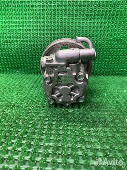 Насос гидроусилителя гур audi A5 2.0T A4 B8