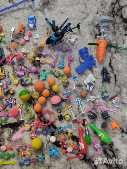 Игрушки из макдональдса киндера скрепыши пакетом