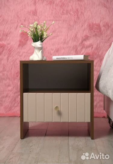 Тумба прикроватная
