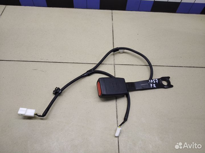 Ответная часть ремня безопасности RAV 4 2013