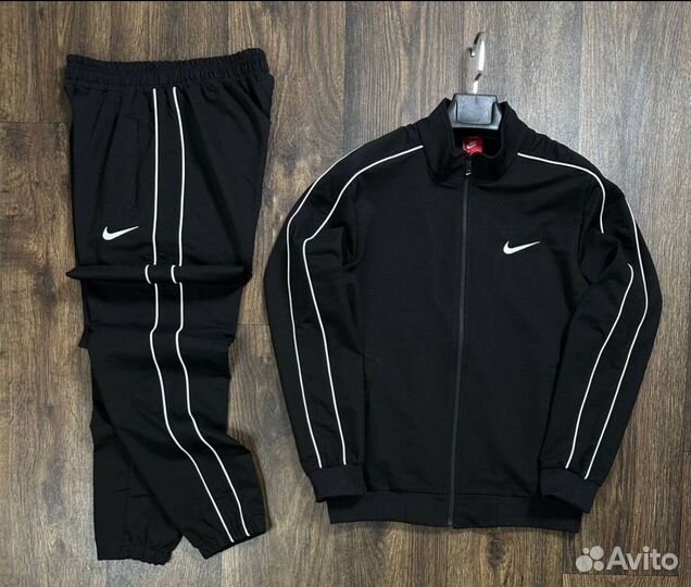 Мужской спортивный костюм Nike