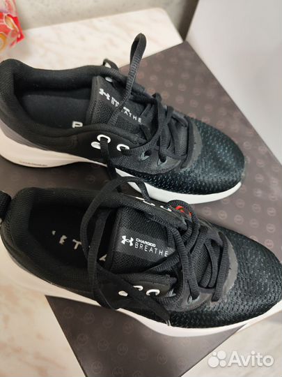 Кроссовки under armour