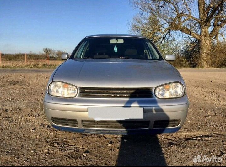 Volkswagen Golf 1.6 МТ, 2000, 298 000 км