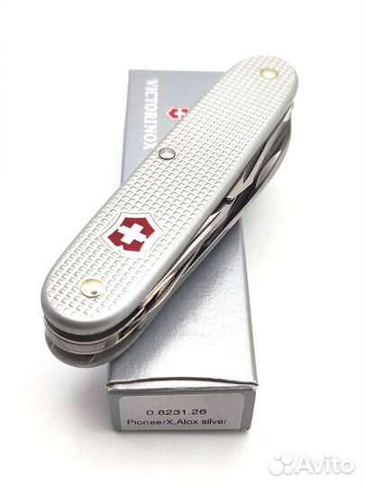 Victorinox Pioneer X Alox silver (0.8231.26) новый