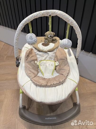 Mothercare шезлонг