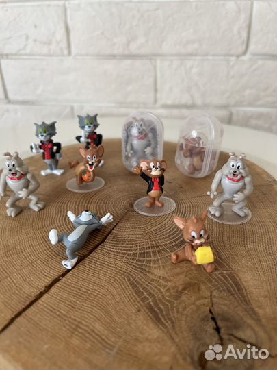 Игрушки киндер том и джерри