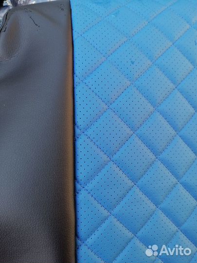 Чехлы на Рено Сандеро вставка синий ромб