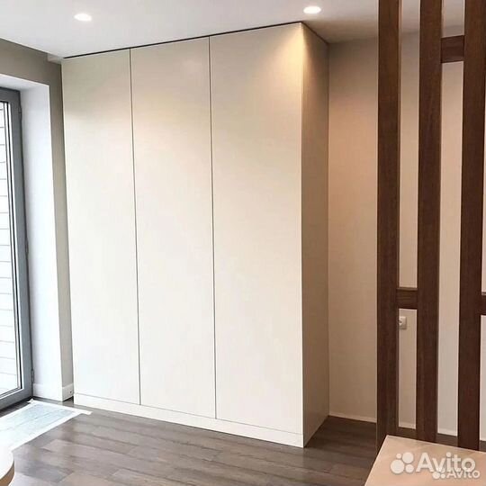 Шкаф распашной на заказ