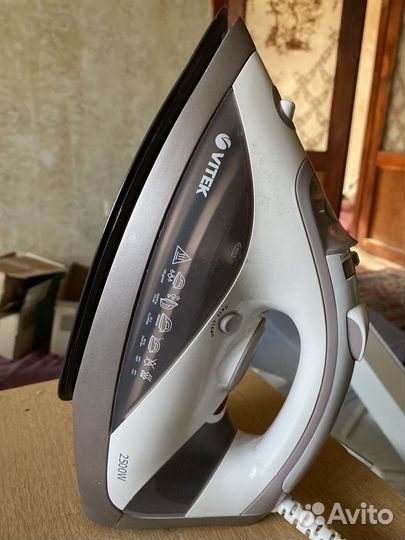 Утюг Vitek