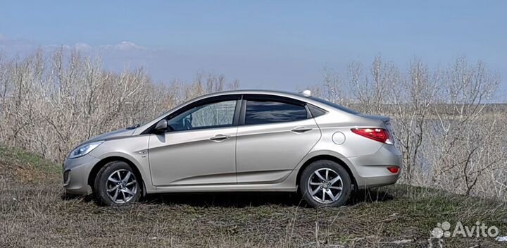 Hyundai Solaris 1.6 AT, 2013, 120 000 км