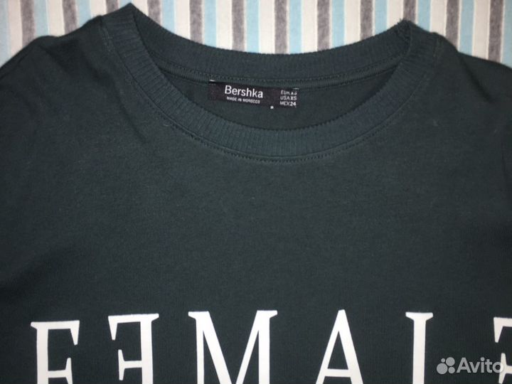 Джемпер Bershka, размер М,XS новыe